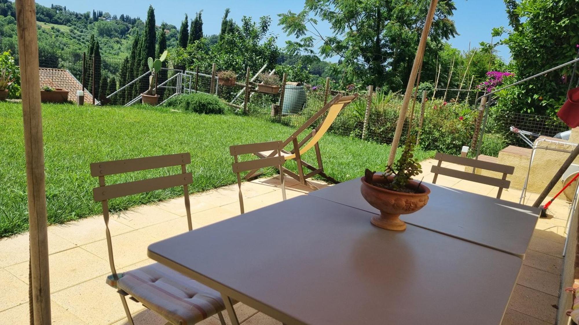 Il Piccino 29, Esperienza Romantica In Borgo.... Montescudaio Exterior photo